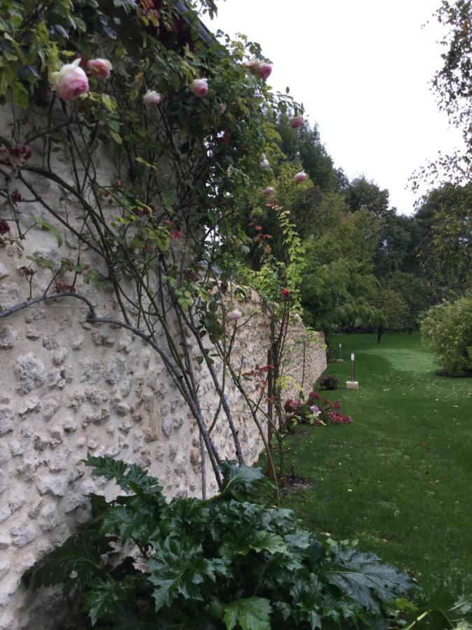 Les Tilleuls De Mary Rille Exterior photo